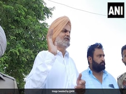 सिद्धू मूसेवाला की मौत के लिए उनके पिता ने पंजाब सरकार को जिम्मेदार ठहराया सिद्धू मूसेवाला की मौत के लिए उनके पिता ने पंजाब सरकार को जिम्मेदार ठहराया