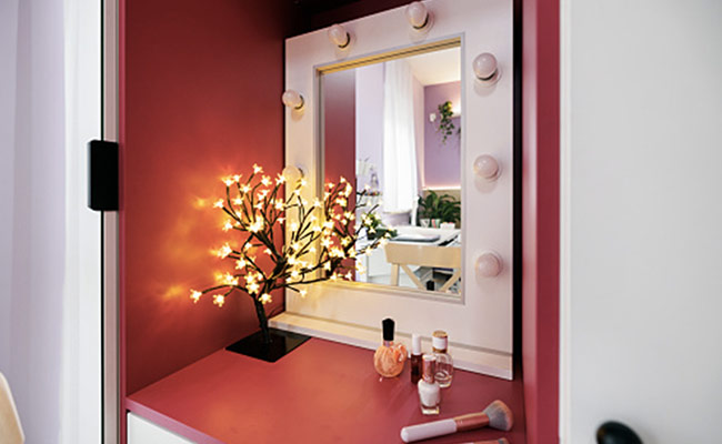 Amazon Prime Day Sale 2022: Grab The Best Makeup Mirrors With LED Lights At Never Before Prices