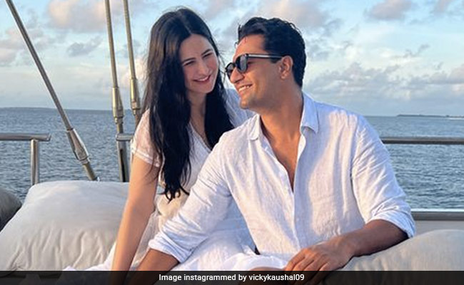 Vicky Kaushal And Katrina Kaif Ace Breezy Beach Style In The Middle Of Maldives