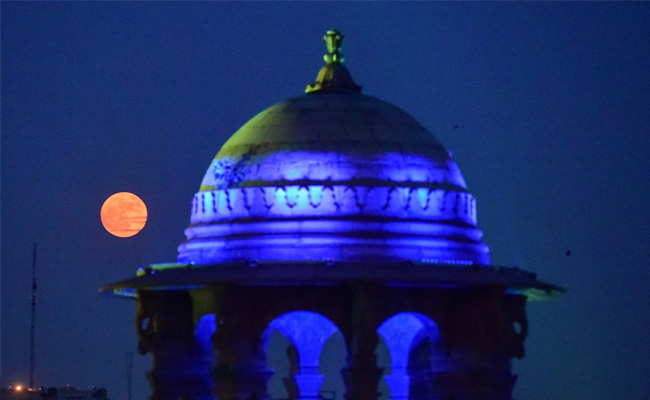 Pics: Biggest Supermoon Of 2022 Graces Delhi Skies, Will Be Seen Till Friday