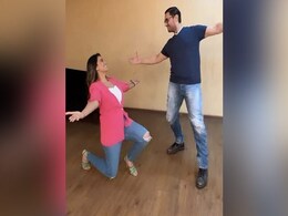 अक्षरा सिंह ने ‘अंदाज अपना अपना’ के गाने पर आमिर खान के साथ यूं झूमकर किया डांस, वीडियो हुआ वायरल अक्षरा सिंह ने ‘अंदाज अपना अपना’ के गाने पर आमिर खान के साथ यूं झूमकर किया डांस, वीडियो हुआ वायरल