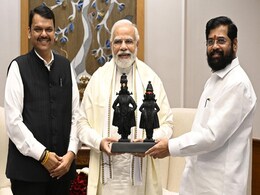 महाराष्ट्र के मुख्यमंत्री एकनाथ शिंदे और डिप्टी सीएम देवेंद्र फडणवीस ने PM मोदी से की मुलाकात महाराष्ट्र के मुख्यमंत्री एकनाथ शिंदे और डिप्टी सीएम देवेंद्र फडणवीस ने PM मोदी से की मुलाकात