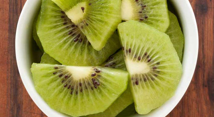 Kiwi is low in calories but high in fibre, making it a filling and satisfying snack