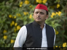 "Half-Complete": Akhilesh Yadav Targets PM Modi Over UP's New Expressway "Half-Complete": Akhilesh Yadav Targets PM Modi Over UP's New Expressway