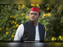 Samajwadi Party Chief Akhilesh Yadav Takes Jibe At PM Modi Samajwadi Party Chief Akhilesh Yadav Takes Jibe At PM Modi
