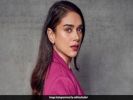 Aditi Rao Hydari का मजेंटा पैंट सूट ऑफिस मीटिंग के लिए है बेस्ट ऑउटफिट, ऐसे करना होगा कैरी Aditi Rao Hydari का मजेंटा पैंट सूट ऑफिस मीटिंग के लिए है बेस्ट ऑउटफिट, ऐसे करना होगा कैरी