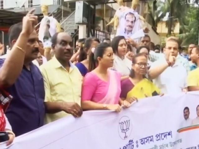 "Rashtrapatni": Remark Row: Congress, BJP Protest Across The Country