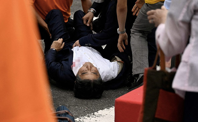 "Not Applicable," Defibrillator Said: Doctor On Shinzo Abe's Last Moments
