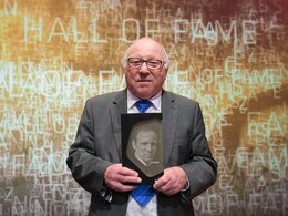 Uwe Seeler, Former West Germany Captain, Dies At The Age Of 85