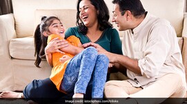 आपका बच्चा Day Care में है? इन 5 बातों को नजरअंदाज किया तो पछताएंगे! जानिए डे केयर के खोलने के क्या है मानक