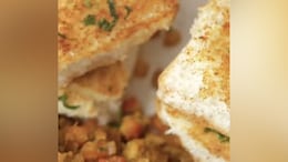 Give A Delicious Spin To Your Boring Egg Burji With Chef Kunal Kapoor&nbsp;