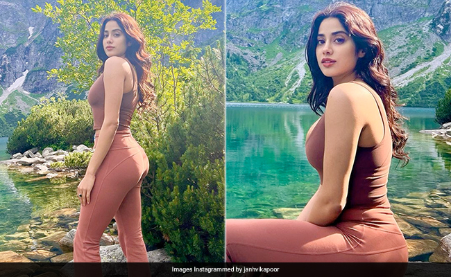 Janhvi Kapoor's Adventurous Mountain Treks Are Tres Chic In Monochrome
