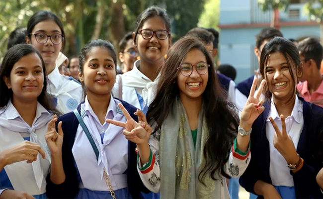 UPMSP Result 2025: यूपी बोर्ड 10वीं, 12वीं स्क्रूटनी रिजल्ट जारी, 2,090 स्टूडेंट्स का स्कोरकार्ड बदला