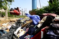 Give A Conscience To Your Old Clothes Give A Conscience To Your Old Clothes