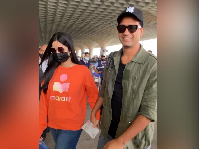 Katrina Kaif And Vicky Kaushal Fly Out Of Mumbai Ahead Of Actress' Birthday