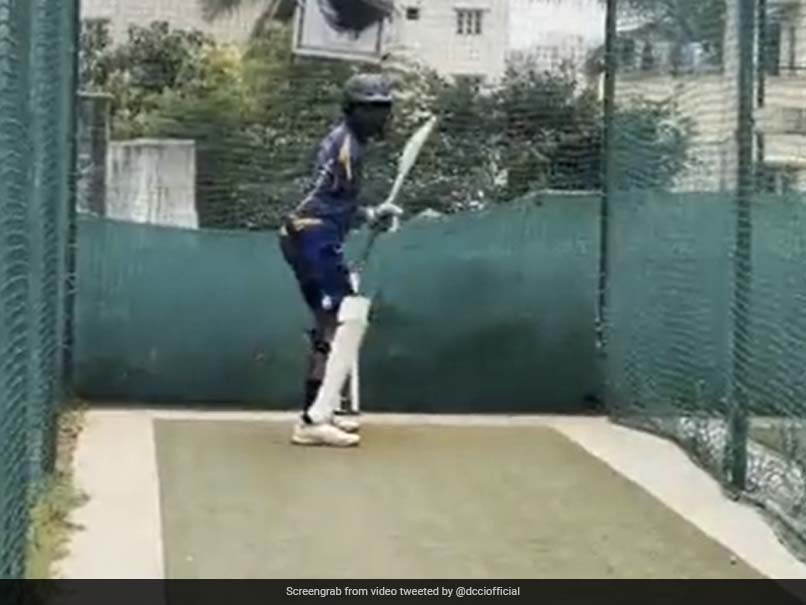 Watch: Harbhajan Singh Impressed By This Differently-Abled Indian Cricketers Batting Display Watch: Harbhajan Singh Impressed By This Differently-Abled Indian Cricketers Batting Display