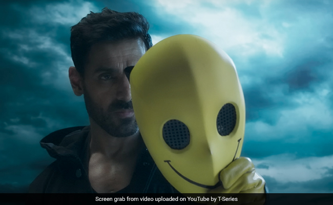 <i>Ek Villain Returns</i> Review: A Pea-Brained Potboiler With Cringeworthy Performances