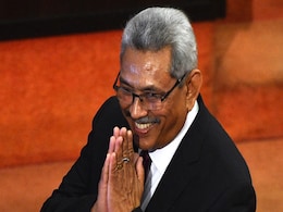 Sri Lanka : राष्ट्रपति को Airport अधिकारी ने Dubai भागने से रोका, पूर्व वित्त मंत्री को देख यात्रियों ने किया हंगामा Sri Lanka : राष्ट्रपति को Airport अधिकारी ने Dubai भागने से रोका, पूर्व वित्त मंत्री को देख यात्रियों ने किया हंगामा