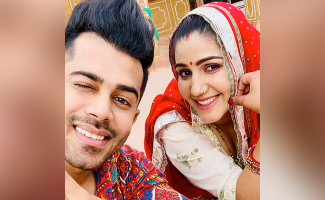 नए एलबम 'हिचकी' और 'झंझार' से विवेक राघव ने दर्शकों को किया झूमने पर मजबूर