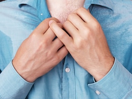 Follow These 5 Nutritionist-Approved Tips To Sweat Less This Summer