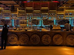 Music, Dance, Drinks, And Delicious Food: TORO, Saket Is The Hot Spot That Party Goers Need To Visit Music, Dance, Drinks, And Delicious Food: TORO, Saket Is The Hot Spot That Party Goers Need To Visit