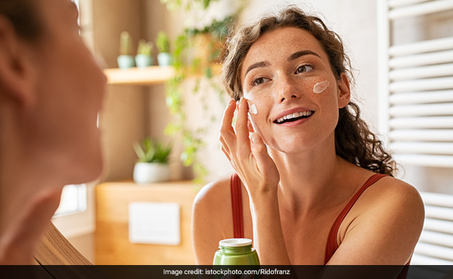 Myth: Mangoes cause acne