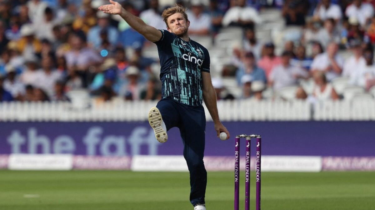 Pakistan vs England, 6th T20I Live Updates: David Willey, Richard Gleeson Strike In Quick Succession; Pakistan 2 Down