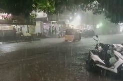Heavy Rain In Hyderabad, Weather Office Issues Yellow Alert Heavy Rain In Hyderabad, Weather Office Issues Yellow Alert