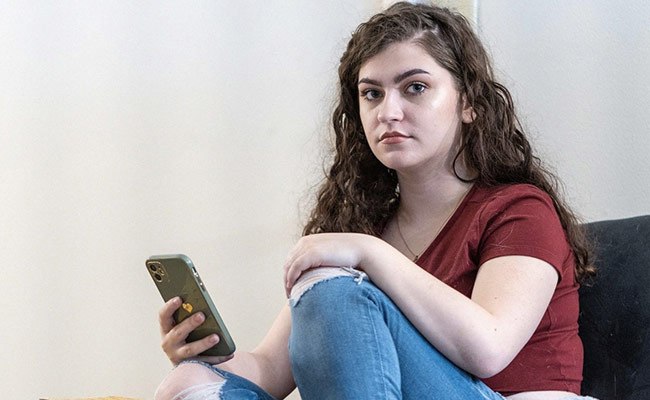 How A Sextortion Victim Natalie Claus Hacked Back And Put Her ...