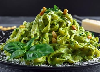 Quick Recipes: This Easy 2-Ingredient Spinach Pasta Is Ready In A Jiffy Quick Recipes: This Easy 2-Ingredient Spinach Pasta Is Ready In A Jiffy