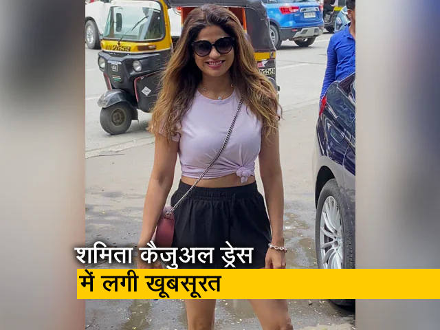शमिता शेट्टी शहर की सड़कों पर कैजुअल लुक में आई नज़र