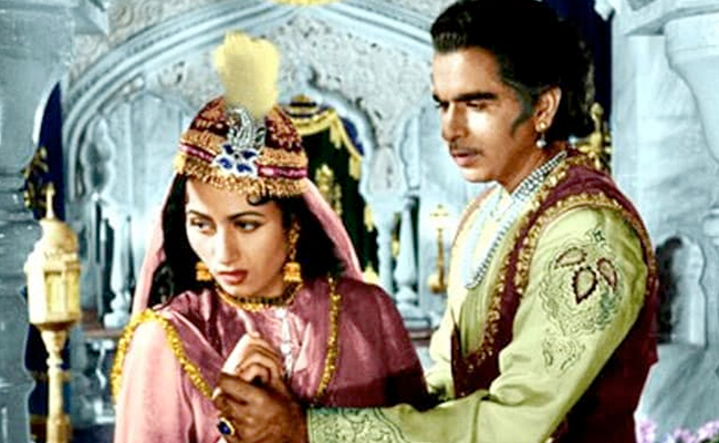Dilip Kumar Forever: 5 Iconic Films, <i>Mughal-E-Azam</i> To <i>Devdas</i>
