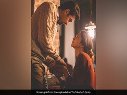 Ranbir Kapoor On Deepika Padukone's <i>Tamasha</i> Performance: Surprised Me With Each Shot Ranbir Kapoor On Deepika Padukone's <i>Tamasha</i> Performance: Surprised Me With Each Shot