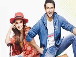 आलिया भट्ट ने रणवीर को बताया अपना फेवरेट, बोलीं- हमें उसे प्यार देना चाहिए आलिया भट्ट ने रणवीर को बताया अपना फेवरेट, बोलीं- हमें उसे प्यार देना चाहिए