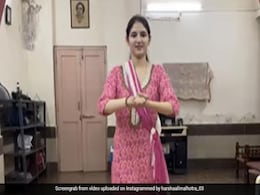 हर्षाली मल्होत्रा ने पांव में घुंघरू बांध किया जबरदस्त कथक डांस, फैन्स ने पूछा- मुन्नी इतनी बड़ी कब हुई?  हर्षाली मल्होत्रा ने पांव में घुंघरू बांध किया जबरदस्त कथक डांस, फैन्स ने पूछा- मुन्नी इतनी बड़ी कब हुई?