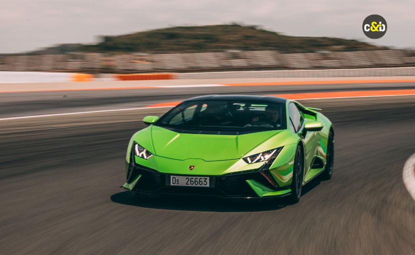 Lamborghini Huracan Tecnica Review