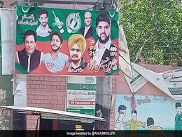 Picture Of Sidhu Moosewala Makes An Appearance On Hoarding In Pakistan Picture Of Sidhu Moosewala Makes An Appearance On Hoarding In Pakistan