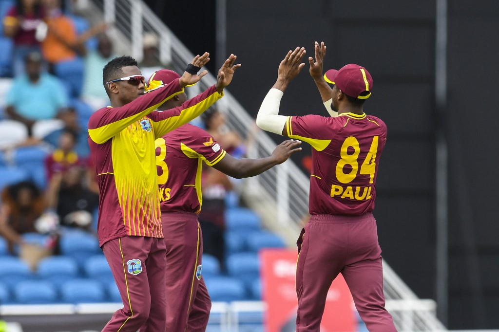 T20 WC West Indies vs Zimbabwe : वेस्टइंडीज़ ने ज़िम्बाब्वे को 31 रन से हराया