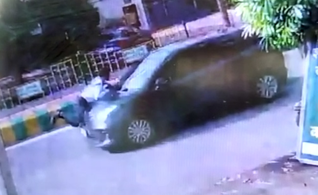 Caught On Camera: Teenager Driving Car Hits Cyclist In Ghaziabad, Drags Traffic Cop For 2 Kms On Bonnet