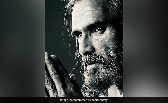 Suniel Shetty Presents First Look as "Thalaiva" From Debut Series <i>Dharavi Bank</i>