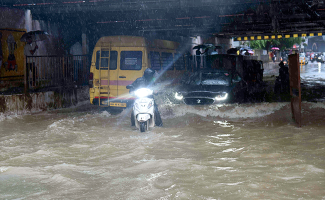 2 Drown In A Drain In Mumbai Rain, Bodies Pulled Out By Cops