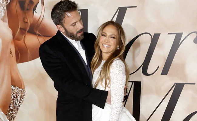 Jennifer Lopez And Ben Affleck Get Married In Las Vegas