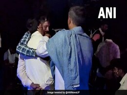 6 Dead After <i>'Kanwar'</i> Devotees Hit By Truck In UP's Hathras 6 Dead After <i>'Kanwar'</i> Devotees Hit By Truck In UP's Hathras