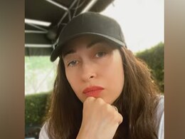 Karisma Kapoor's Wednesday Morning Is Too Sweet; Courtesy Of Chocolate Muffin