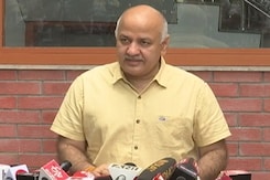 AAP Blames Delhi's Ex Lt Governor For Huge Loss Under New Liquor Policy AAP Blames Delhi's Ex Lt Governor For Huge Loss Under New Liquor Policy