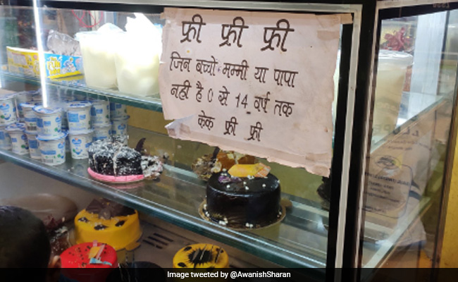 Photo Shows Bakery Offering Free Cakes To Orphans, Internet Delighted