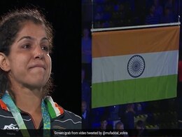 CWG 2022: भावुक हुई 'धाकड़' पहलवान साक्षी मलिक,  तिरंगे की शान को देखकर आंखों से निकल पड़े आंसू- Video CWG 2022: भावुक हुई 'धाकड़' पहलवान साक्षी मलिक,  तिरंगे की शान को देखकर आंखों से निकल पड़े आंसू- Video