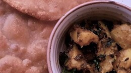Methi Puri With Aloo Masala Is The Ideal Combination To Cure Mid-Week Blues