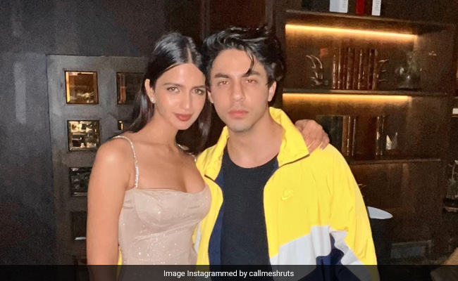 Aryan Khan, Isabelle Kaif, Karan Tacker And Friends Spotted At Shruti Chauhan's Party. Pics Inside