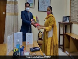 IAS Success Story: क्लास 6 में हुई थी फेल, लेकिन Rukmani Riar ने UPSC के पहले अटेम्प्ट में AIR 2 हासिल किया IAS Success Story: क्लास 6 में हुई थी फेल, लेकिन Rukmani Riar ने UPSC के पहले अटेम्प्ट में AIR 2 हासिल किया